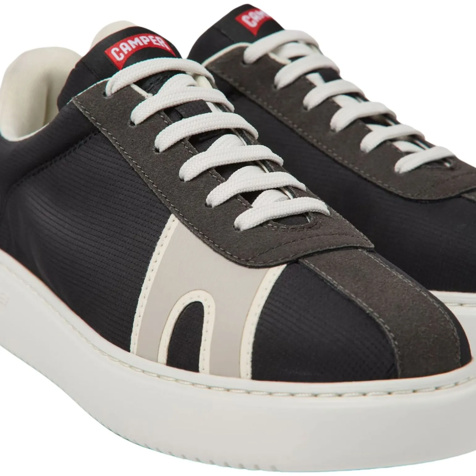Camper Runner K21