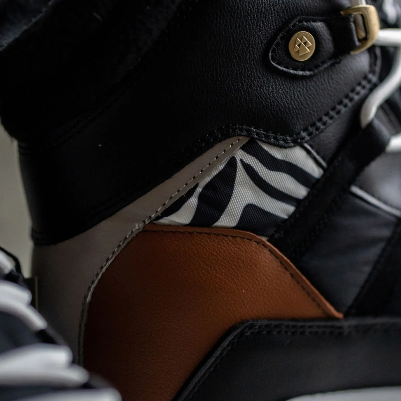 Cougar Steez Nylon