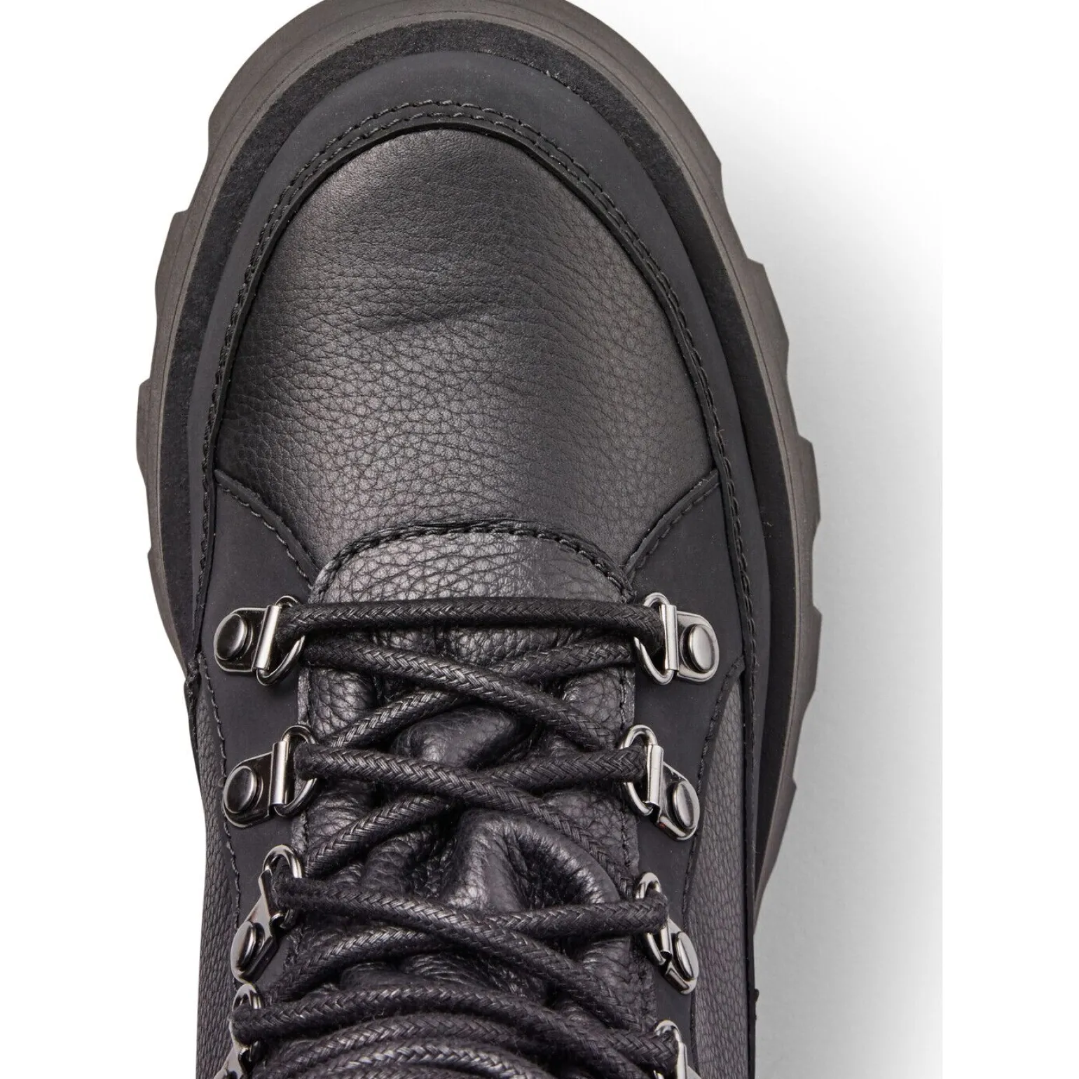 Cougar Suma Rubber Leather