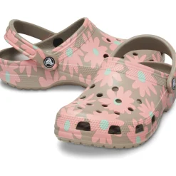 Crocs Classic Retro Resort Clog