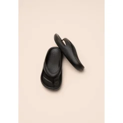 Crocs Mellow Recovery Flip
