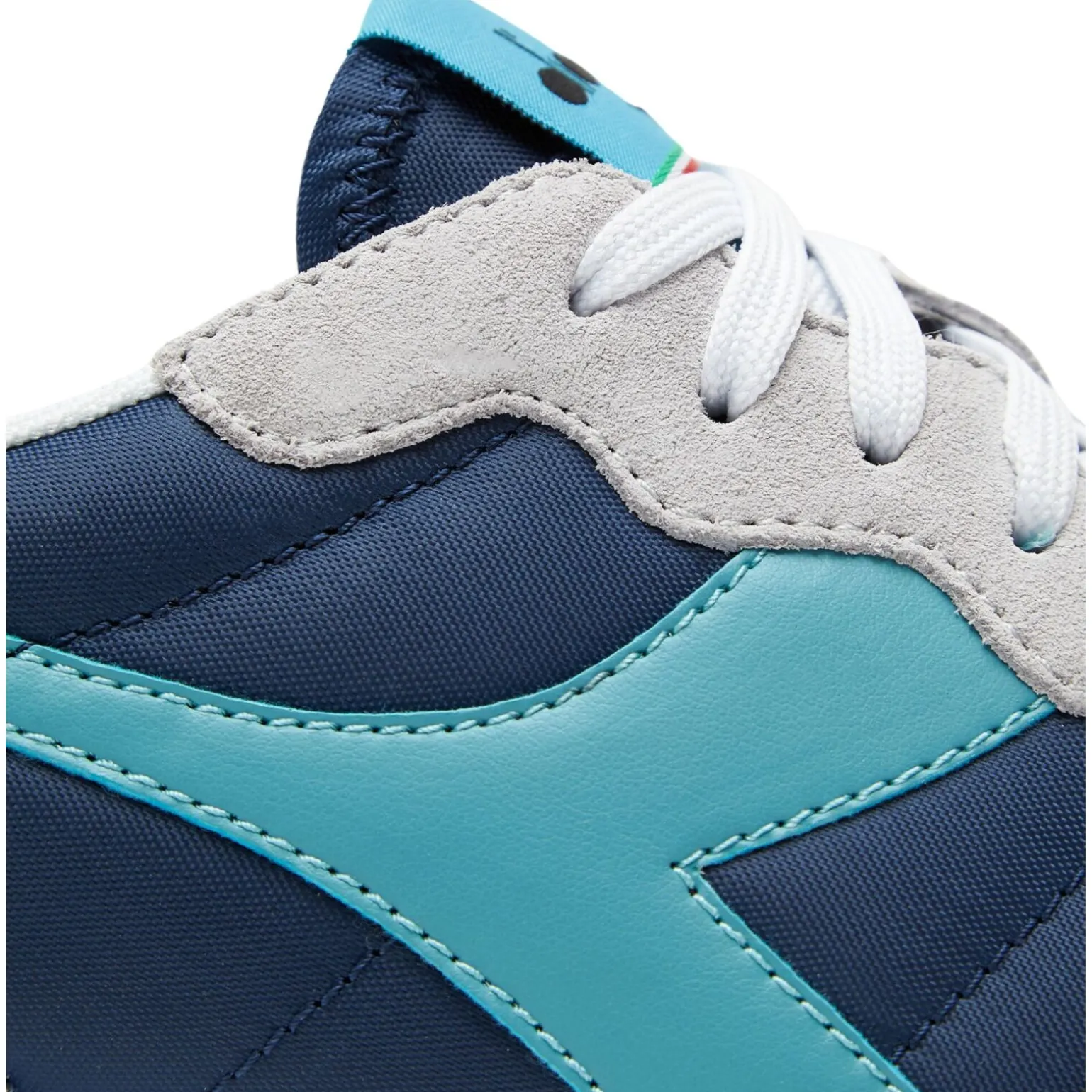 Diadora Camaro