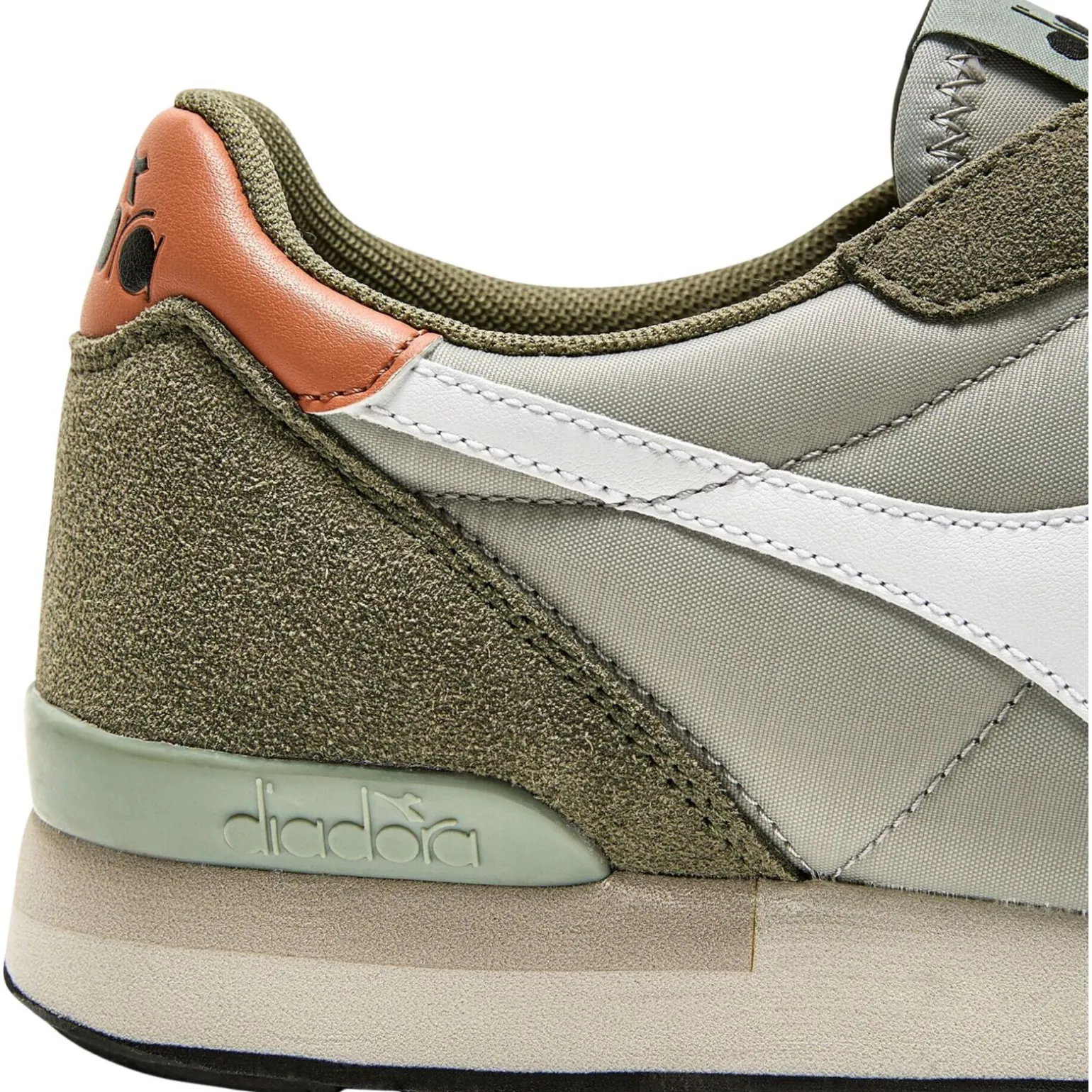 Diadora Camaro