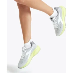 Diadora Freccia Women's