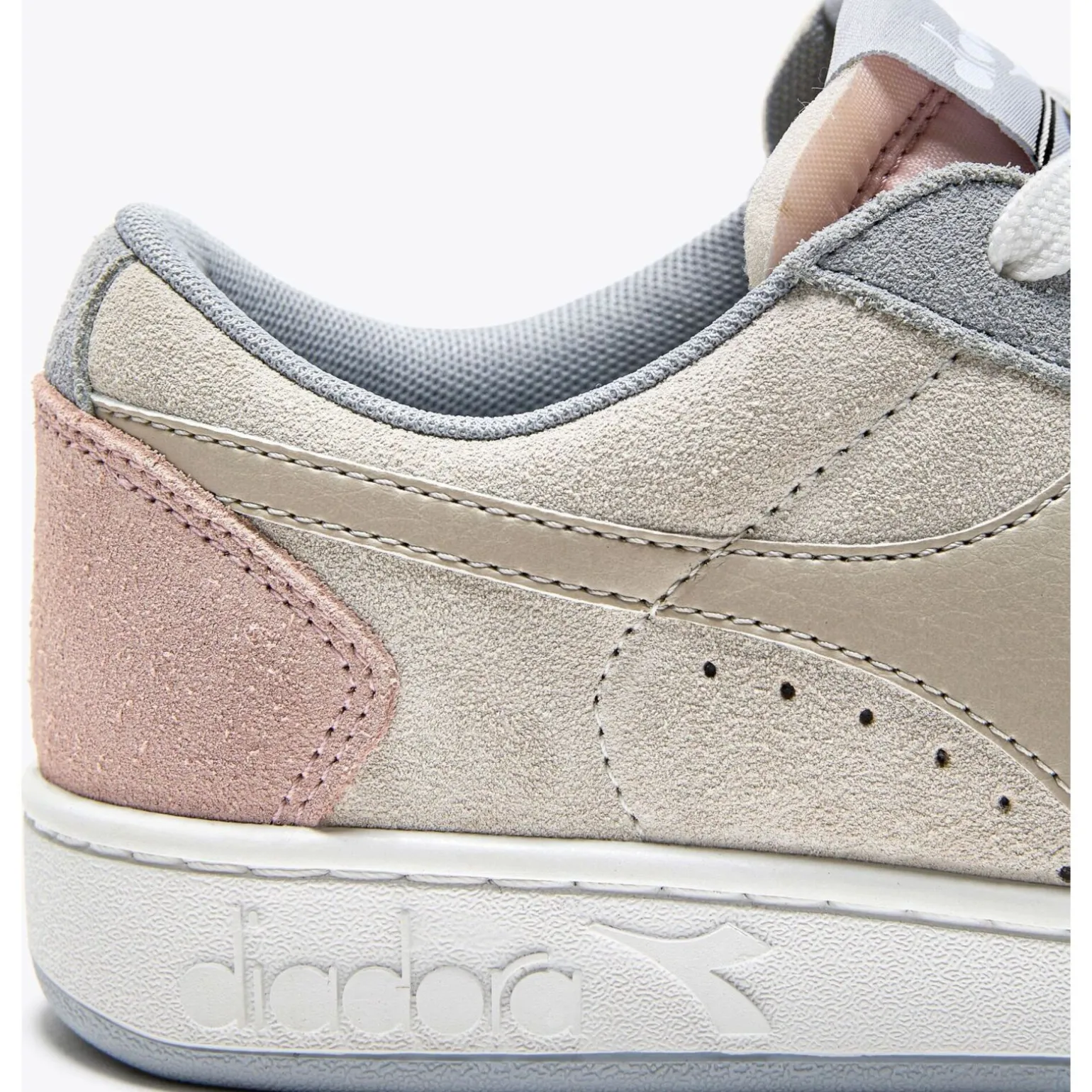 Diadora Magic Basket Low Suede Wn