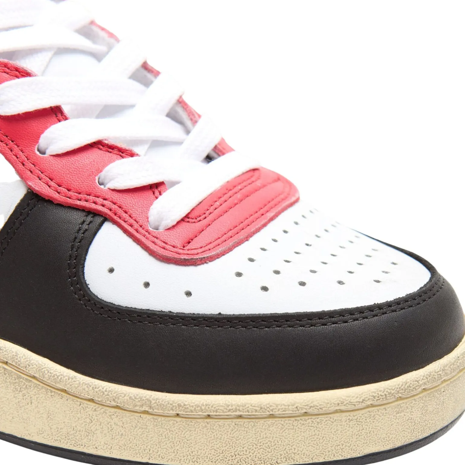 Diadora Mi Basket Used