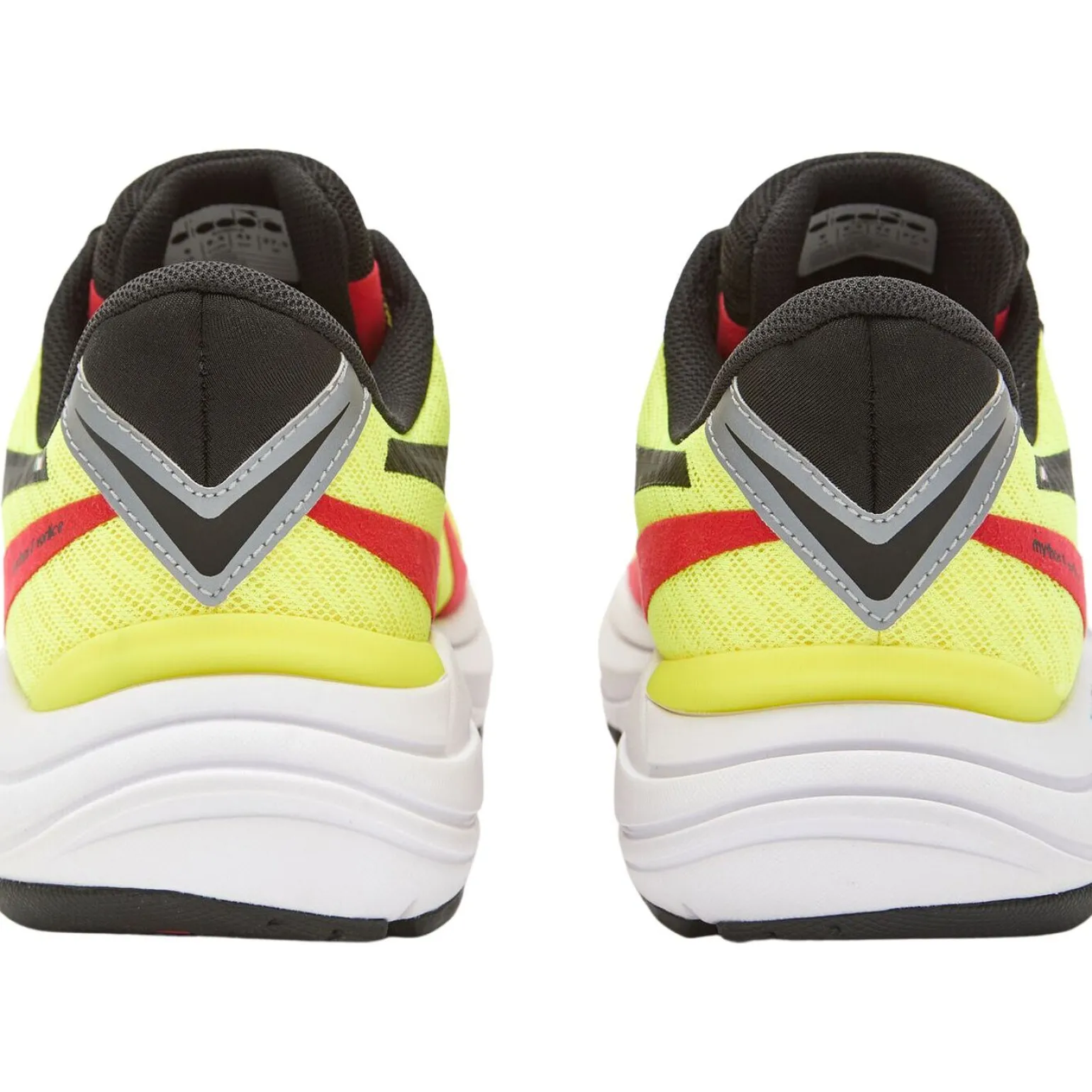 Diadora Mythos Blushield 8 Vortice
