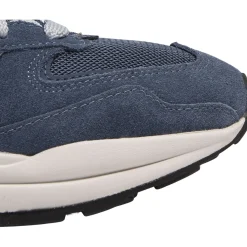 New Balance M5740